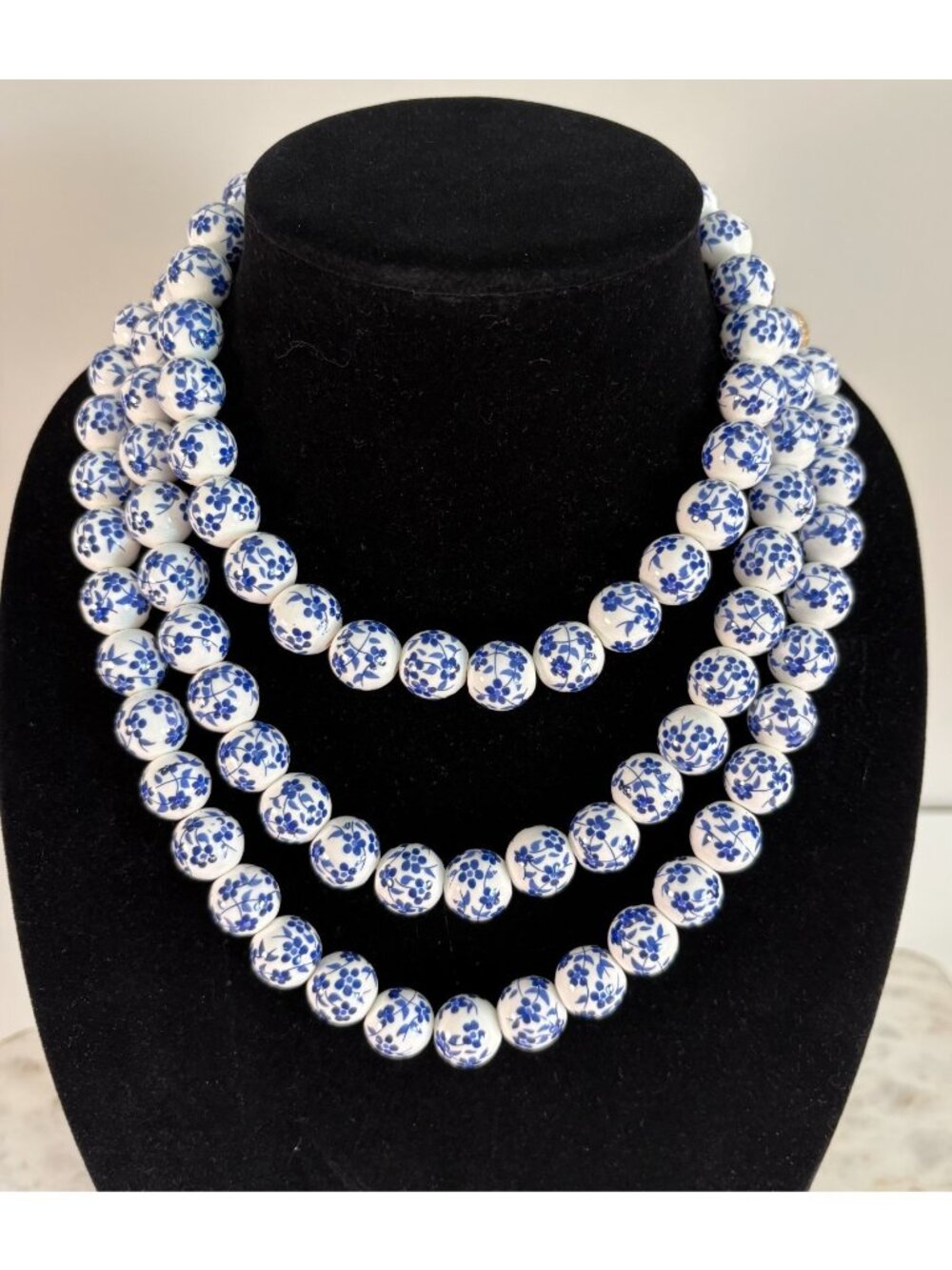 NWT Blue White Porcelain Style 3 Strand Bead Statement Necklace Gold Tone Set